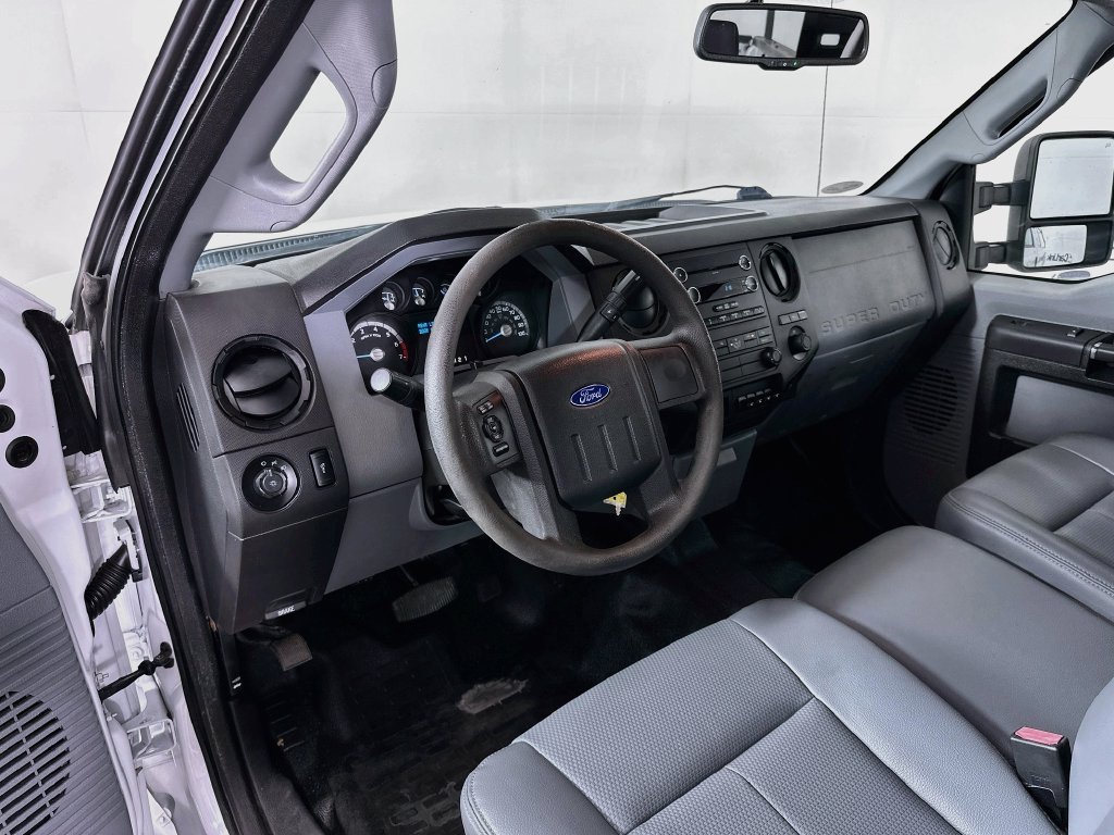 Used 2015 Ford F250 XL w/ XL Appearance Package RWD image 8