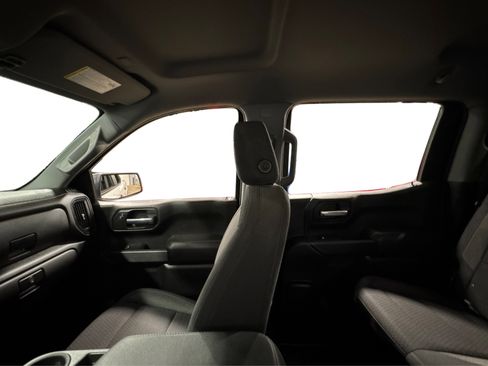 Used 2023 Chevrolet Silverado 1500 Custom image 37