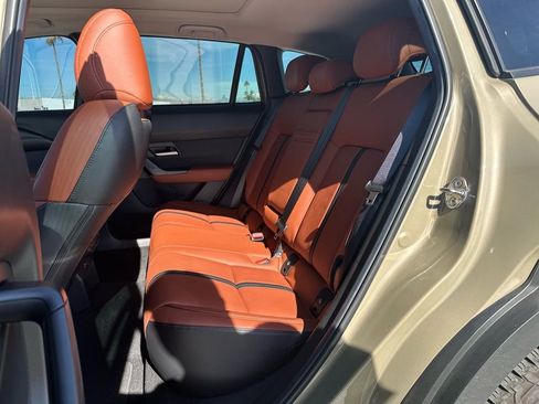 Used 2025 MAZDA CX-50 Meridian Edition w/ Apex Package image 3