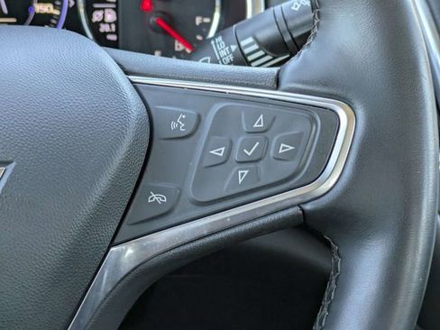 Used 2024 Chevrolet Malibu LT image 25