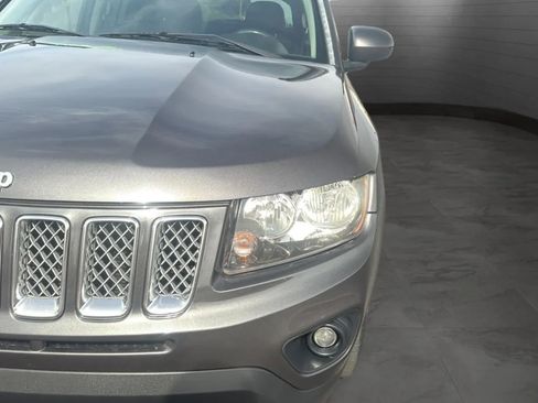 Used 2016 Jeep Compass Latitude AWD/4WD image 27