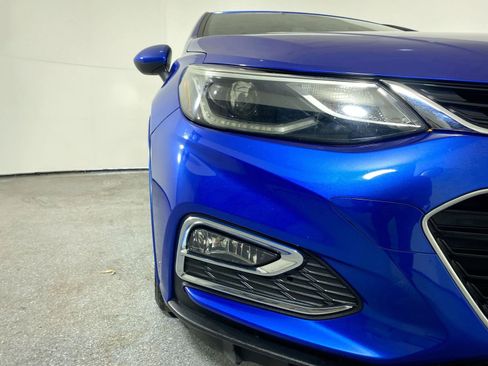 Used 2017 Chevrolet Cruze LT w/ RS Package image 27