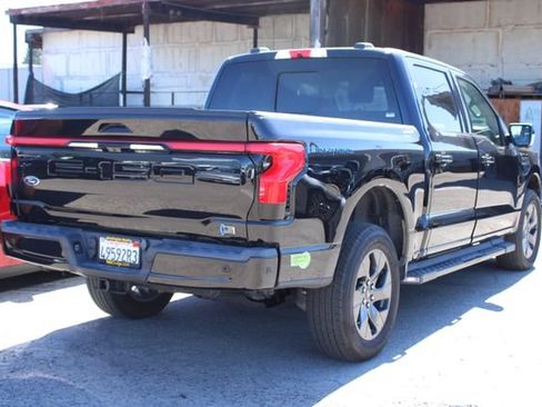 Used 2022 Ford F150 Lightning Lariat AWD/4WD image 3