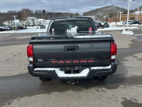 Used 2020 Toyota Tacoma SR image 4