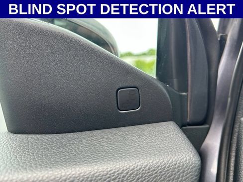 Used 2020 Honda Pilot Elite image 11