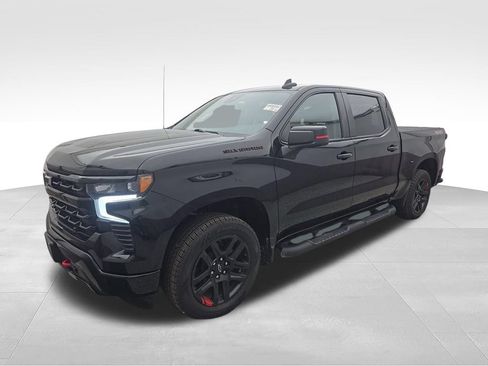 Certified 2023 Chevrolet Silverado 1500 RST w/ Redline Edition AWD/4WD image 31