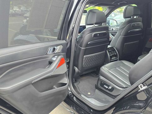 Used 2023 BMW ALPINA XB7 AWD/4WD image 15