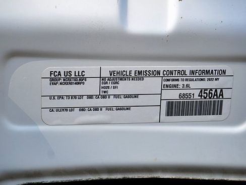 Certified 2022 Chrysler Voyager LX image 34