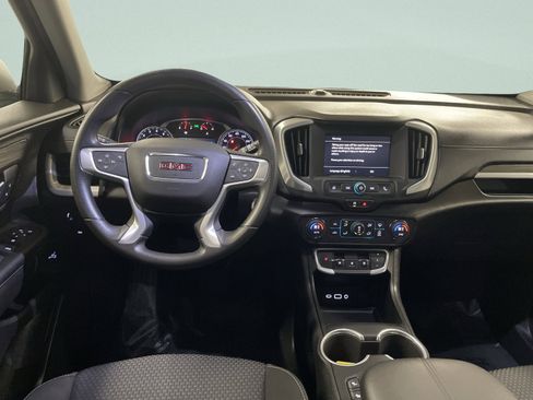 Used 2022 GMC Terrain SLE w/ Driver Convenience Package image 17