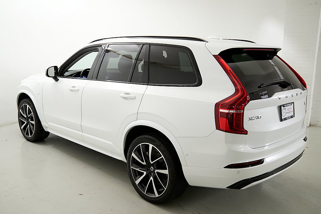 Certified 2023 Volvo XC90 T8 Plus w/ Protection Package Premier AWD/4WD image 7