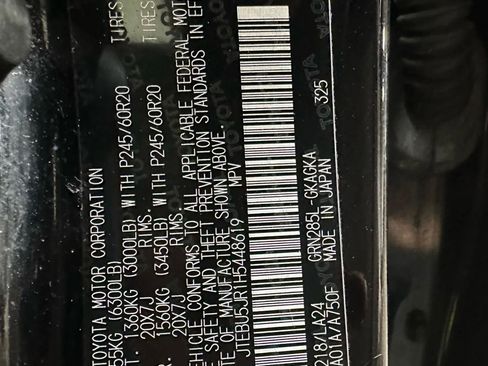 Used 2017 Toyota 4Runner Limited image 39