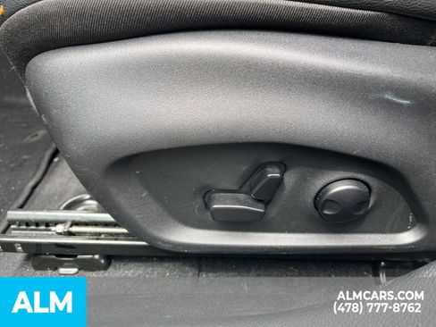 Used 2025 Jeep Compass Limited AWD/4WD image 23