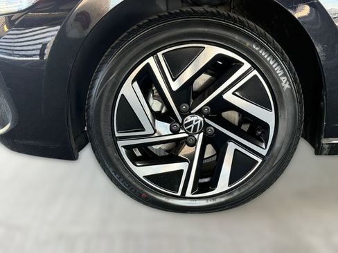 Used 2022 Volkswagen Jetta SEL image 11