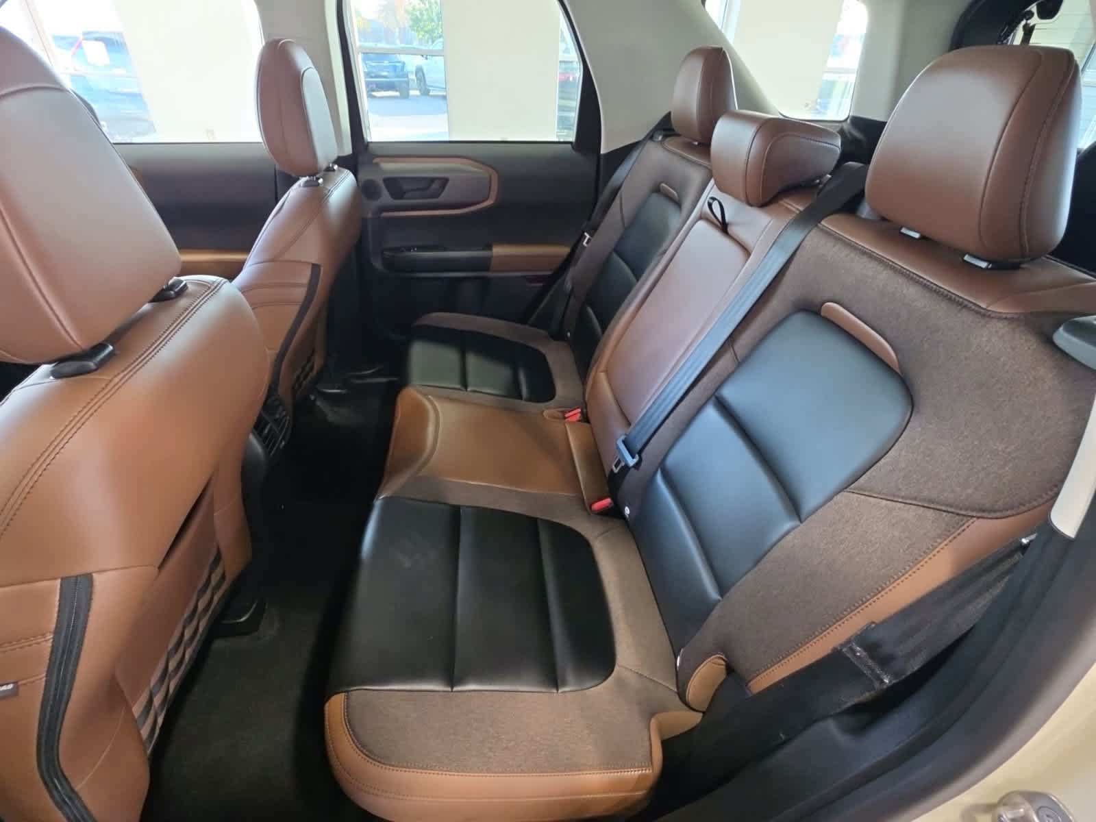 Used 2025 Ford Bronco Sport Outer Banks w/ Outer Banks Tech Package+ AWD/4WD image 36