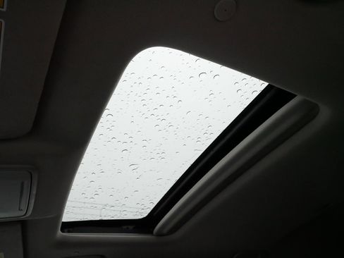 Certified 2023 Honda CR-V EX image 32