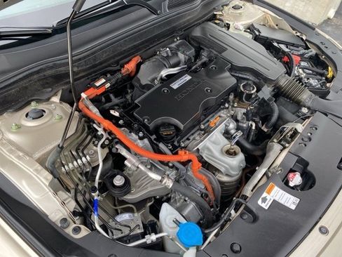 Used 2018 Honda Accord Touring image 67