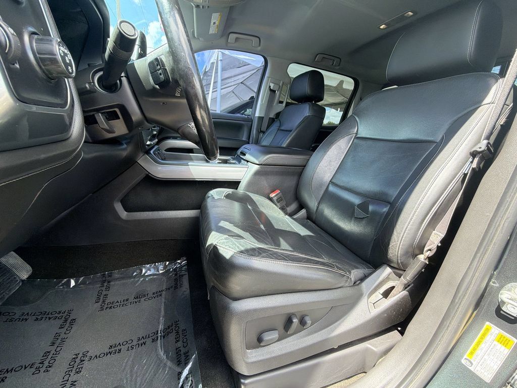 Used 2017 Chevrolet Silverado 1500 LTZ Z71 w/ LPO, Black Pack AWD/4WD image 18