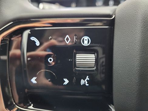 Used 2025 Land Rover Range Rover Evoque Dynamic SE image 14