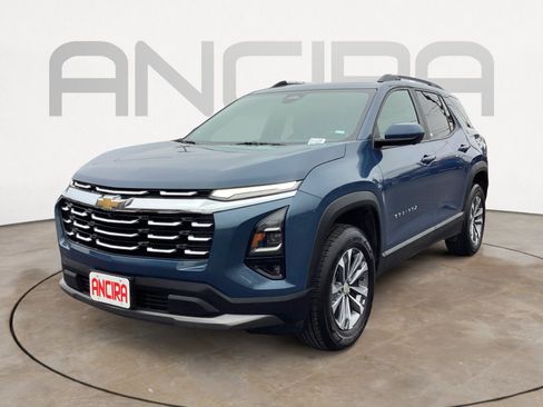 Used 2025 Chevrolet Equinox LT w/ Convenience Package II FWD image 9