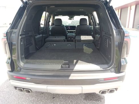 Used 2026 Chevrolet Traverse LT FWD image 21