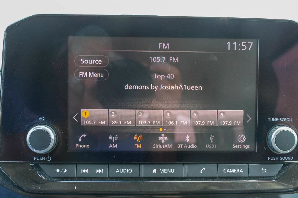 Used 2022 Nissan Pathfinder SV AWD/4WD image 26