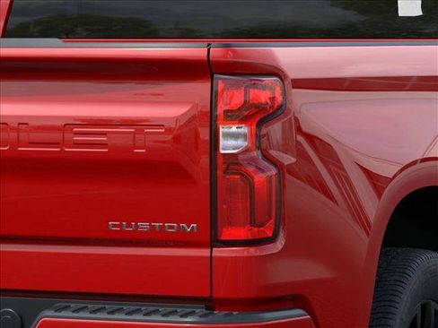 New 2025 Chevrolet Silverado 1500 Custom image 11