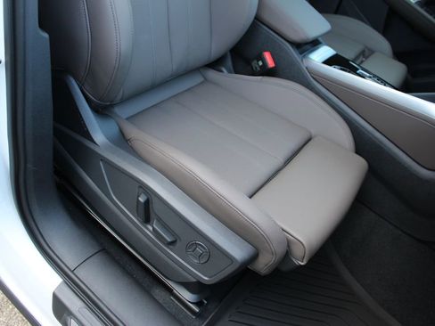 New 2025 Audi Q5 Premium Plus image 23