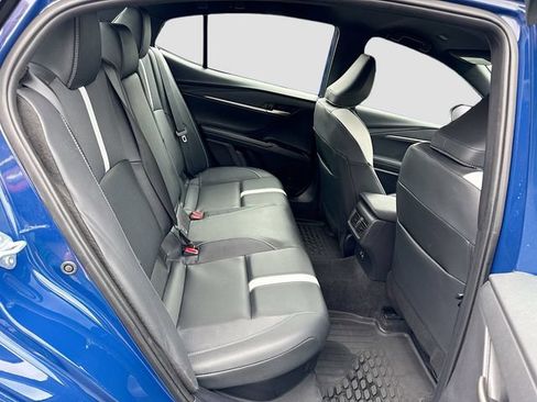 Used 2025 Toyota Camry SE w/ Convenience Package AWD/4WD image 34