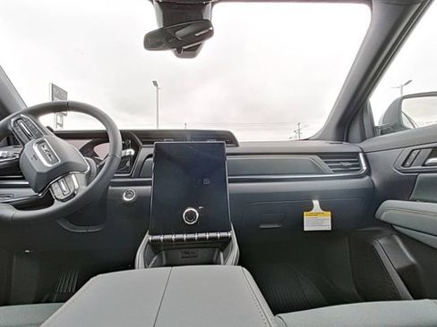 New 2026 GMC Terrain AT4 w/ LPO, Floor Liner Package image 26