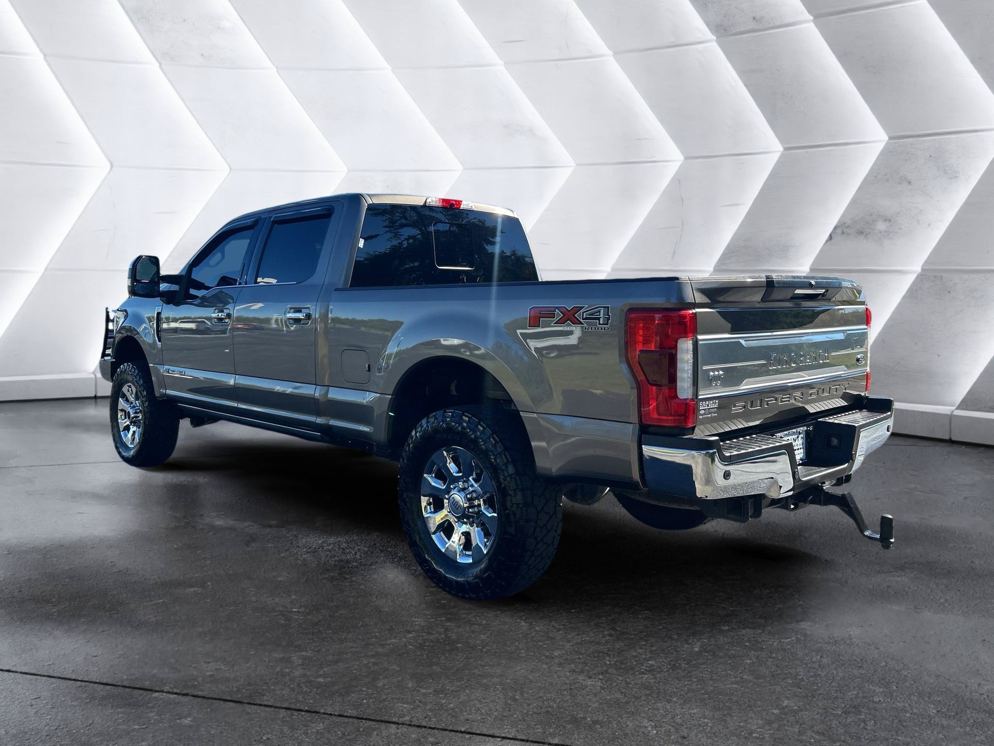 Used 2019 Ford F250 King Ranch w/ King Ranch Ultimate Package AWD/4WD image 5