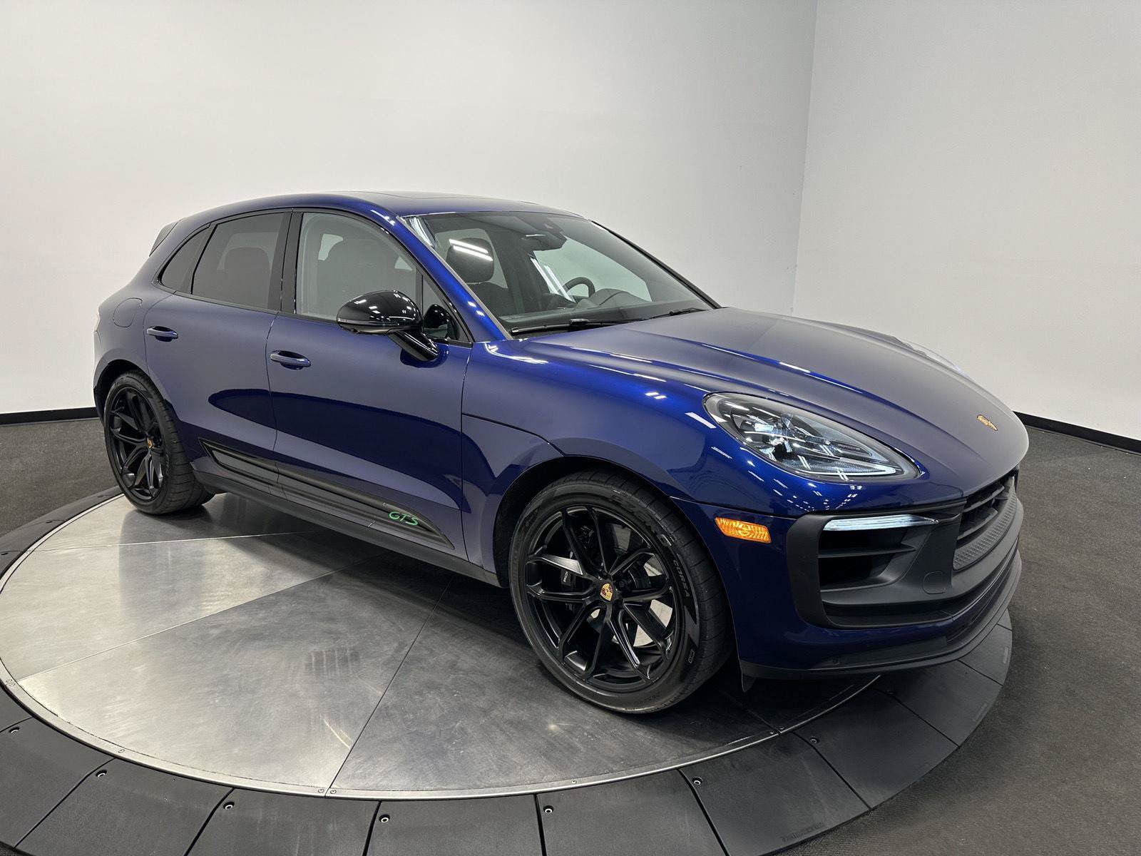 Used 2023 Porsche Macan GTS AWD/4WD image 9