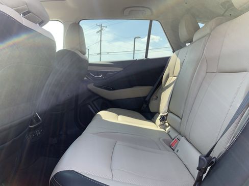 Used 2023 Subaru Outback Limited image 32