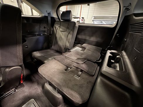 Certified 2022 Kia Sorento S w/ Panoramic Sunroof Package image 24