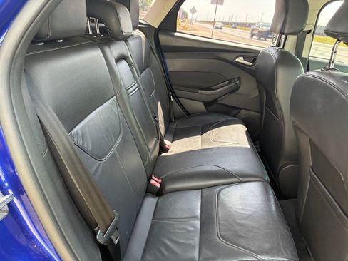 Used 2015 Ford Focus SE w/ Equipment Group 201A FWD image 23