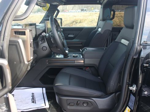 New 2025 GMC Hummer EV 3X image 13