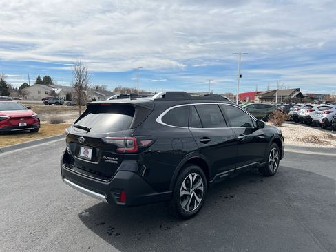 Used 2022 Subaru Outback Touring XT image 4