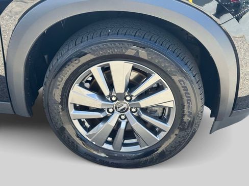 Used 2025 Nissan Pathfinder SV AWD/4WD image 8