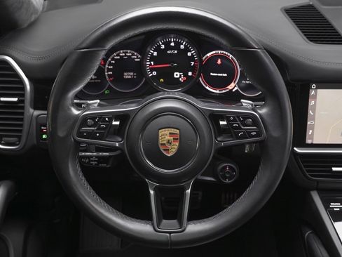 Used 2021 Porsche Cayenne GTS image 22
