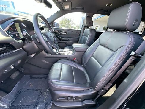 Certified 2023 Chevrolet Traverse RS FWD image 21