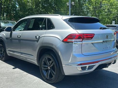 Used 2022 Volkswagen Atlas Cross Sport SEL R-Line AWD/4WD image 7