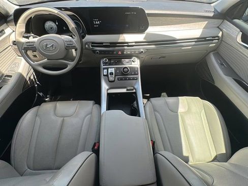 Used 2024 Hyundai Palisade Calligraphy FWD image 11