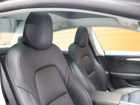 Used 2022 Tesla Model 3 Long Range image 64