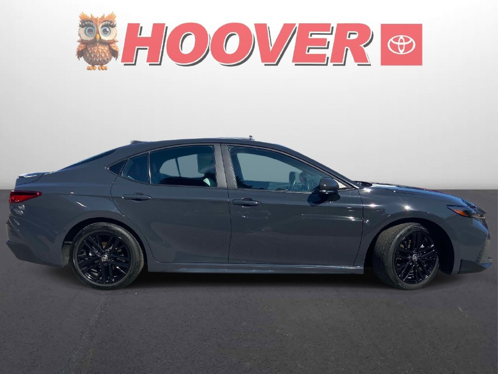 Used 2025 Toyota Camry SE w/ Convenience Package FWD image 2