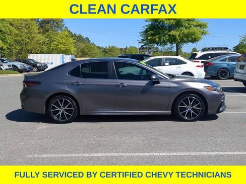 Used 2023 Toyota Camry SE FWD image 4