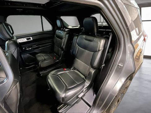 Used 2022 Ford Explorer ST w/ Equipment Group 401A AWD/4WD image 23