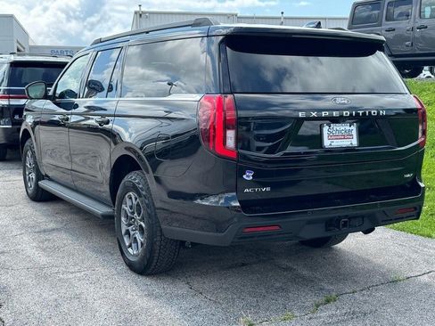 Used 2025 Ford Expedition Max Active AWD/4WD image 6