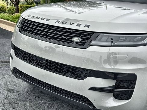 Certified 2024 Land Rover Range Rover Sport SE AWD/4WD image 9