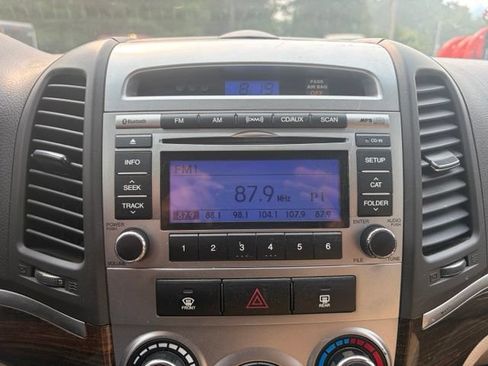 Used 2011 Hyundai Santa Fe GLS AWD/4WD image 10
