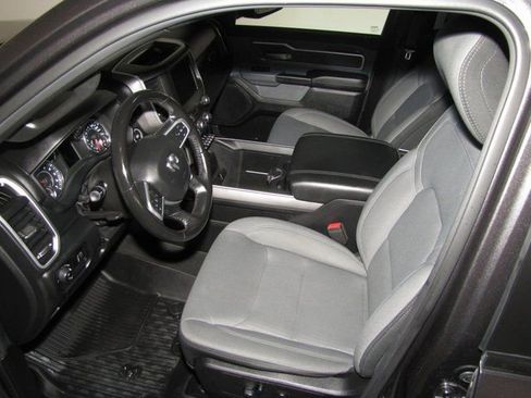 Used 2021 RAM 1500 Big Horn image 10