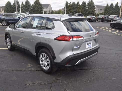 Used 2023 Toyota Corolla Cross L FWD image 5
